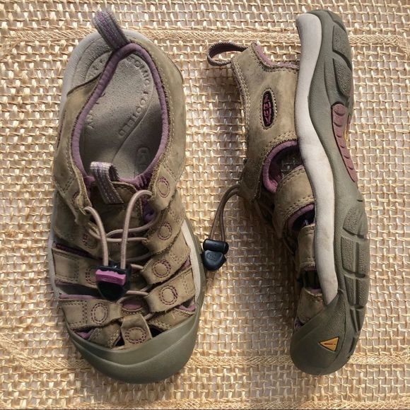 Keen Newport Hiking Sandals Waterproof - Picture 1 of 14